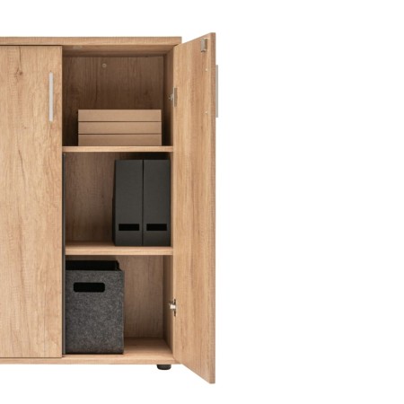 Armoire avec éléments de rangement sur étagère