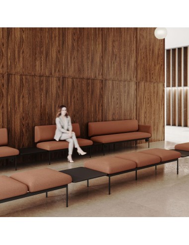 Canapés Fora Care modulaires en configuration d’angle, espace d’attente moderne – Fora Care