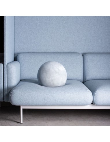 Détail du tissu bleu clair du fauteuil acoustique Fora - Fora