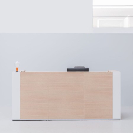 Meuble de réception avec poteaux d'angle blanc