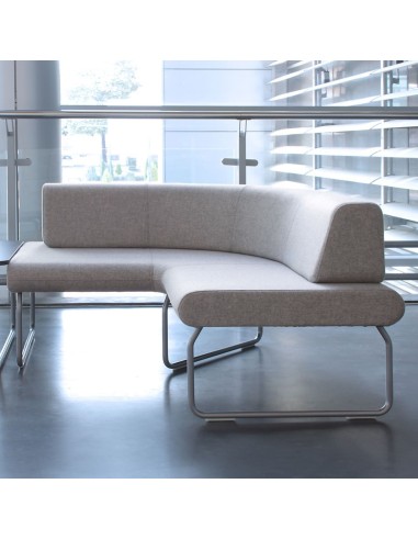 Fauteuil Legvan avec piètement métallique blanc en intérieur vitré - Legvan