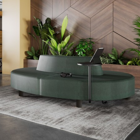 Configuration de banquettes Nubi grises autour d’une table basse - Nubi