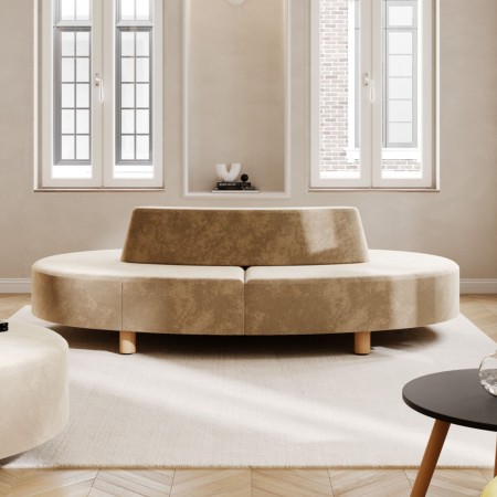 Banquette Nubi blanche intégrée dans un espace lumineux - Nubi