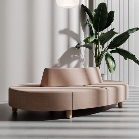 Canapé Nubi beige clair avec accoudoirs rembourrés - Nubi