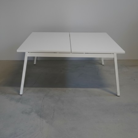 Bureau bench Ogi M de MDD - déstockage comme neuf 2