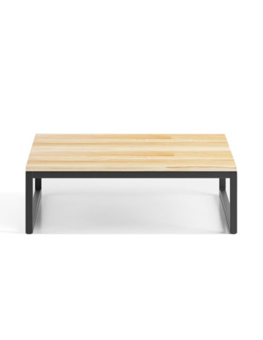 Vue de face d’une table basse rectangulaire en bois clair avec piètement en métal noir, assortie aux modules Plint. - Plint