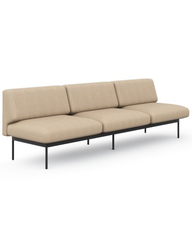 Canapé tapissé beige trois places, structure métallique fine et assise confortable. - Fora Office