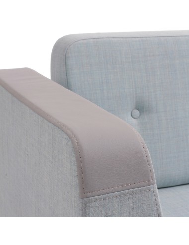 Gros plan sur l’accoudoir gris clair au style contemporain. - U Floe