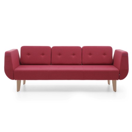 Canapé rouge trois places aux lignes arrondies et pieds bois clair. - U Floe