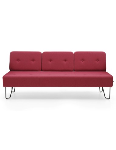 Canapé rouge à dossier boutonné et pieds fins en métal. - U Floe