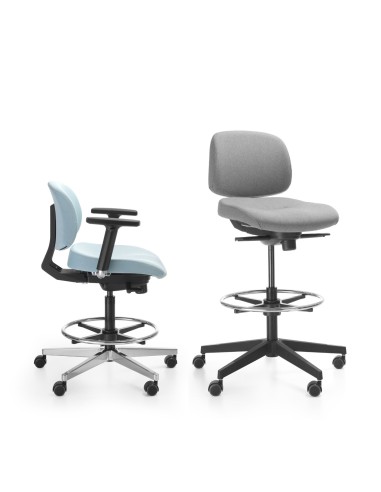 Sièges hauts Lift LF 10R avec et sans accoudoirs, sur roulettes avec repose-pieds chromé