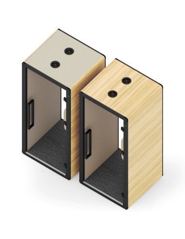 Deux cabines acoustiques Flathouse avec finitions différentes, bois clair et tissu gris. - Flathouse