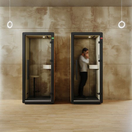 Cabines acoustiques Flathouse placées dans un espace de travail moderne. - Flathouse