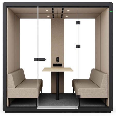 Vue intérieure de la cabine Flathouse équipée d’un éclairage LED intégré. - Flathouse