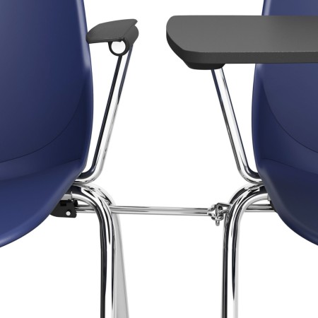 Connections de la chaise Eggo 220 pour rangées en salle de conférence