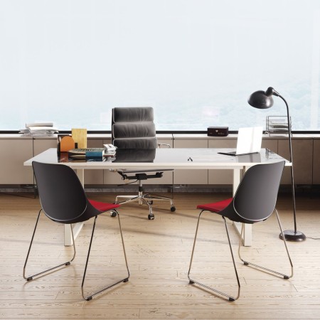 Chaise Eggo EG 271 gris – coque plastique et base luge empilable 2