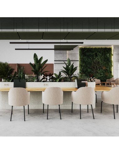 Chaise Flos FS KP 215 dans un espace de travail moderne