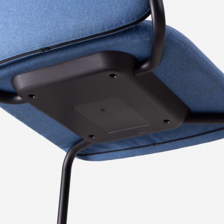 Détail du dessous de la chaise Hens HS 261