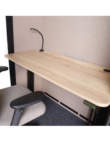 Tablette bois intégrée à la cabine acoustique Quadra. - Quadra