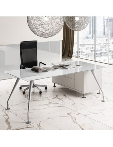 Bureau Enosi en version trois pieds avec plateau en verre blanc, piètement blanc et crédence blanche