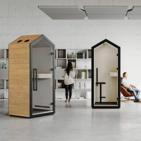 Cabine Treehouse finition bois installée dans un open space moderne. - Treehouse