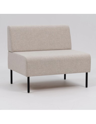 Fauteuil d’appoint assorti aux cabines Treehouse, en tissu beige clair. - Treehouse