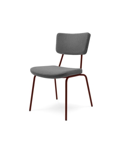 Chaise Epocc EP 215 vue de face – structure rouge et tissu gris