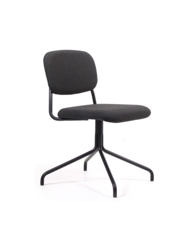 Chaise Hens HS 4S0 4N – assise tapissée noire, piètement noir 4 branches rotatif – vue de trois-quarts