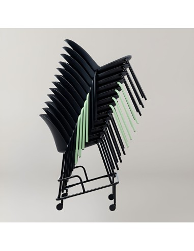 chaise empilable Haali 215 en plastique noir simple jusqu'à 15 sur chariot