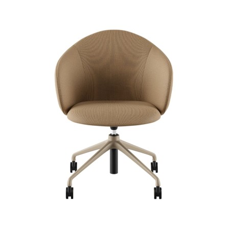 Présentation de la chaise Volta vue de dos, avec dossier enveloppant et piètement noir à roulettes – Volta