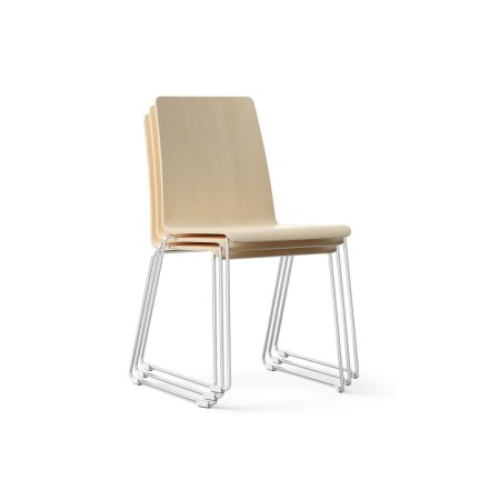 Chaise Moon Wood en position individuelle, vue d’angle – Moon Wood