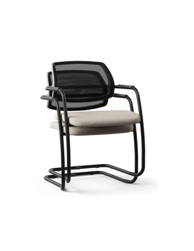 Chaises empilables jusqu'à 6 unités