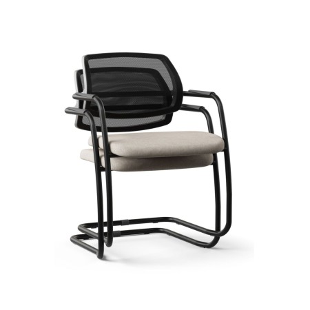 Chaises empilables jusqu'à 6 unités