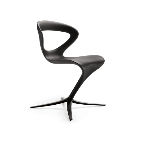 Chaise Callita noire – vue produit sur fond blanc moderne et original