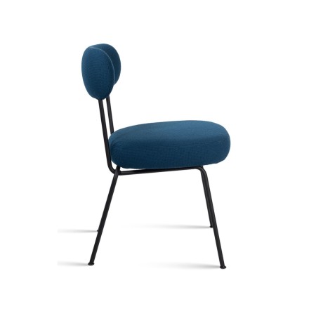 Takumi – Chaise en tissu confortable avec finition soignée, idéale pour les environnements élégants