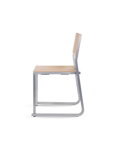 GT01 – Chaise empilable en métal et bois, parfaite pour les environnements modernes ou professionnels