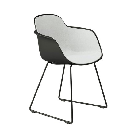 Chaise coque tapissée intérieur avec pieds traîneau – Sicla 2